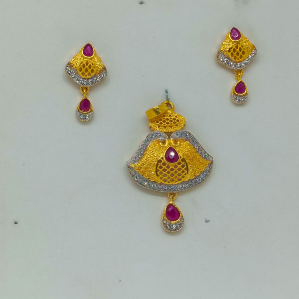 Ornate Pendant Set with Red Stone