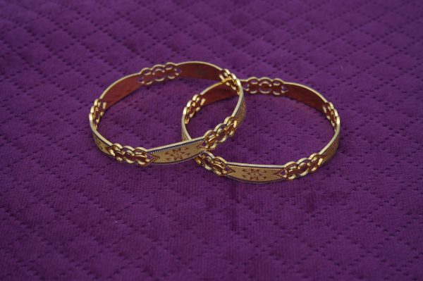 Dual-Tone Floral Cutwork Bangle Pair
